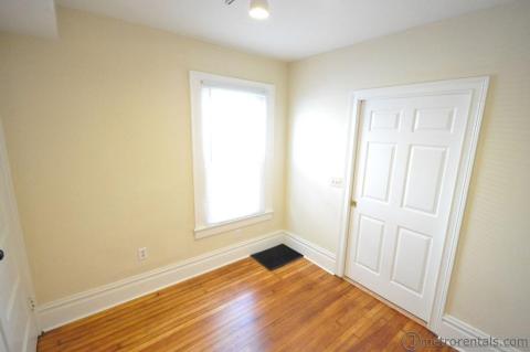 1st Floor Bedroom/Office