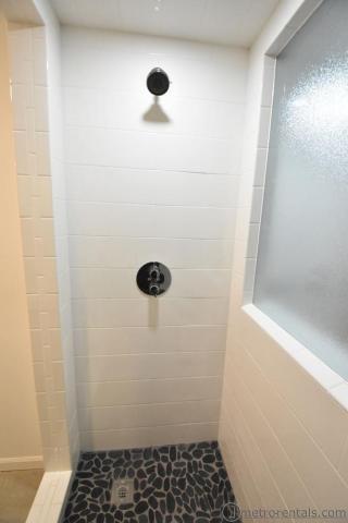 2nd floor bathroom