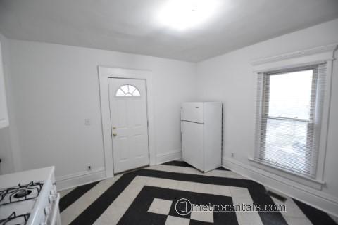 kitchen with eating area